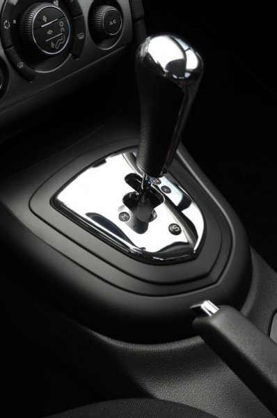 Peugeot 308 2010 automatic transmission
